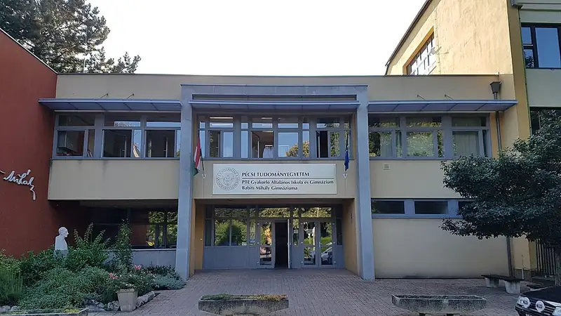 Pécsi Tudományegyetem Gyakorló Általános Iskola, Gimnázium és Óvoda épülete