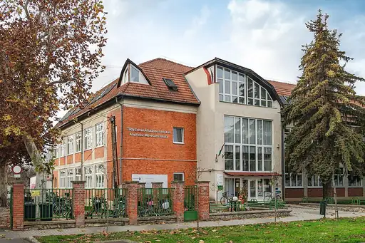 Tildy Zoltán Általános Iskola és Alapfokú Művészeti Iskola épülete