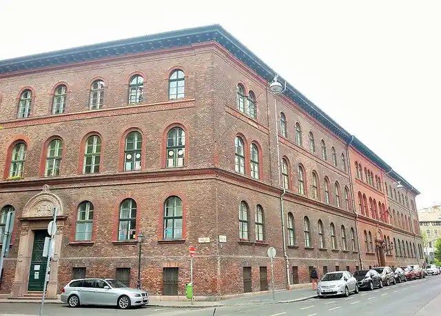 Budapest I. Kerületi Batthyány Lajos Általános Iskola épülete