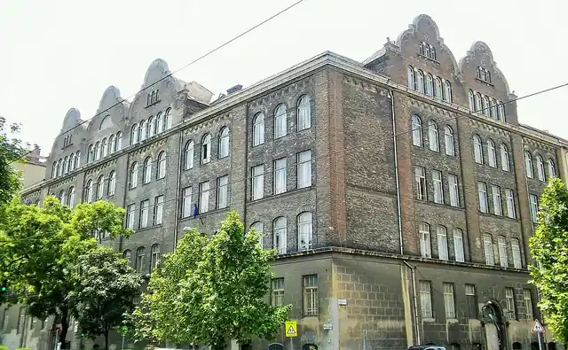 Budapest IX. Kerületi József Attila Általános Iskola épülete