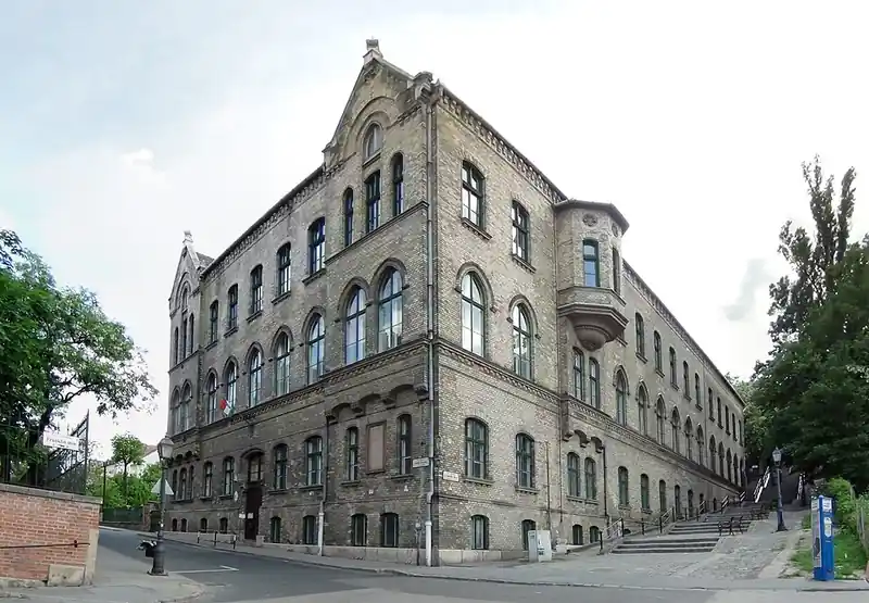 Kodály Zoltán Magyar Kórusiskola Katolikus Általános Iskola, Gimnázium, Alapfokú Művészeti Iskola és Szakgimnázium épülete
