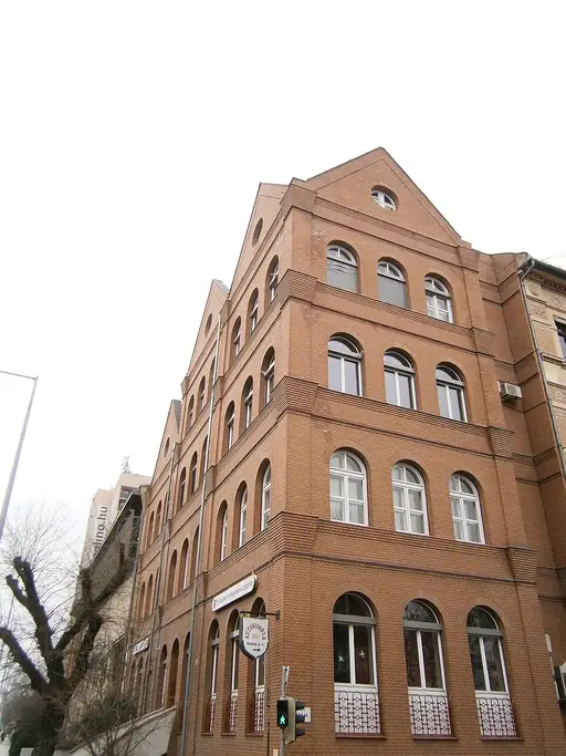Alternatív Közgazdasági Gimnázium, Szakgimnázium és Általános Iskola épülete