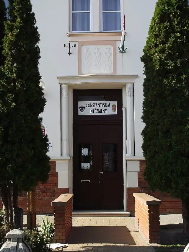Constantinum Katolikus Óvoda, Általános Iskola, Gimnázium, Technikum, Kollégium épülete