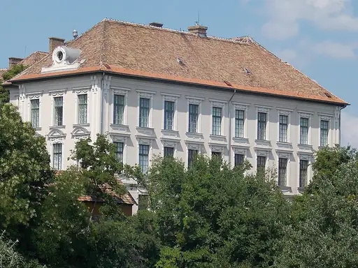 Eötvös József Gimnázium és Kollégium épülete
