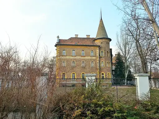 Avicenna International College Magyar-Angol Két Tanítási Nyelvű Gimnáziuma épülete