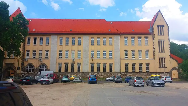 Budapesti Műszaki SZC Trefort Ágoston Két Tanítási Nyelvű Technikum épülete